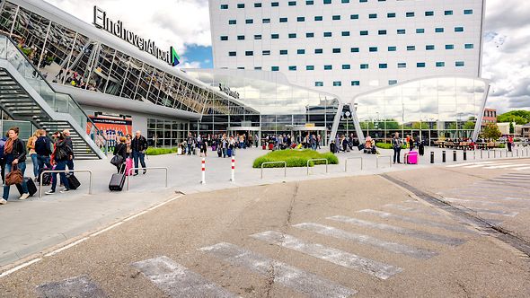 EMMA neemt reizigers Eindhoven Airport aan de hand