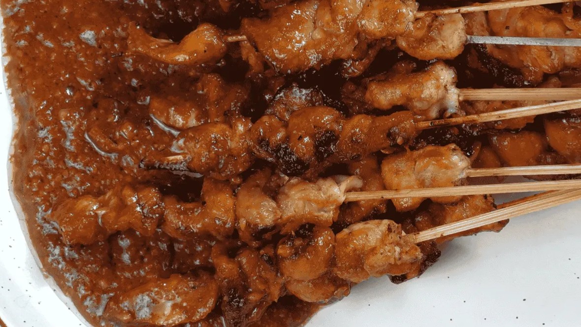 Saté iemand? Klantgericht verbeteren begint bij een goede prikker