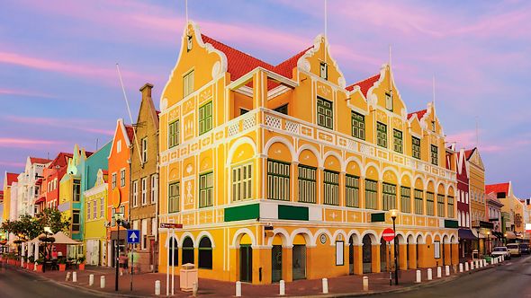 VliegenNaar.nl houdt ‘Curaçao beldagen’
