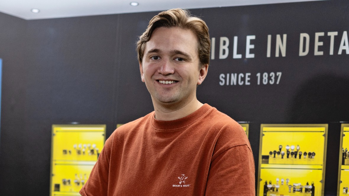 ‘Digitale collega Hans werkt dag en nacht en klaagt nooit'