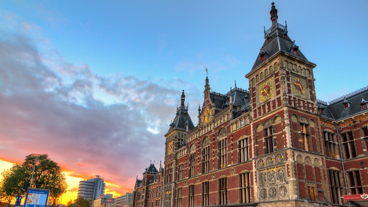 Amsterdam Centraal zet in op duurzame relatie met klant