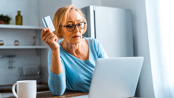 Senioren moeite met online betalen
