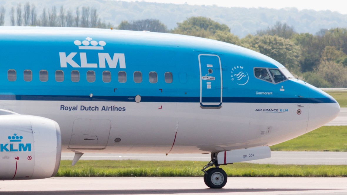 Nep klantenservicemedewerkers KLM troggelen passagiers geld af via X